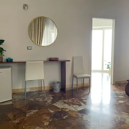 Πανσιόν Il Giardino Di Flora Con Piscina *