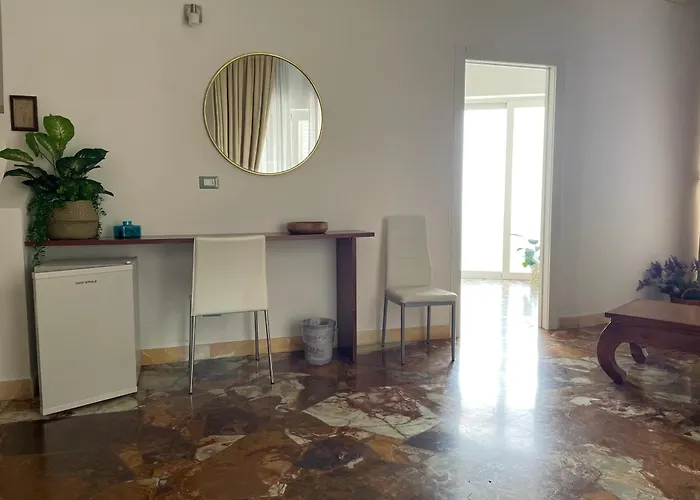 Pensión Il Giardino Di Flora Con Piscina & Jacuzzi 4*