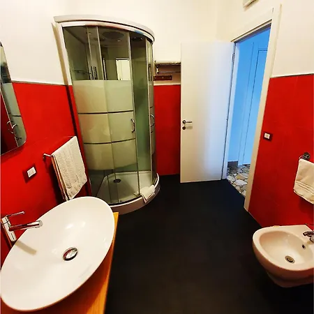 Il Giardino Di Flora Con Piscina & Jacuzzi Penzion