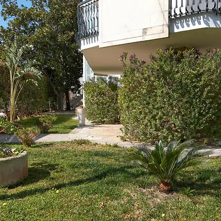 Il Giardino Di Flora Con Piscina * Lecce