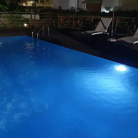 Guest house Il Giardino Di Flora Con Piscina Lecce