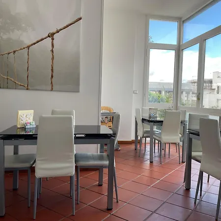 Penzion Il Giardino Di Flora Con Piscina & Jacuzzi Lecce