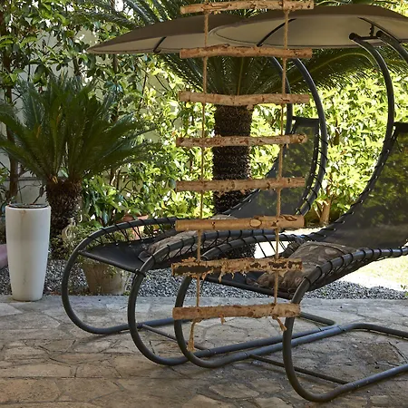 Il Giardino Di Flora Con Piscina & Jacuzzi Penzion 4*