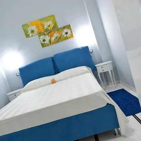 Il Giardino Di Flora Con Piscina & Jacuzzi Penzion 4*